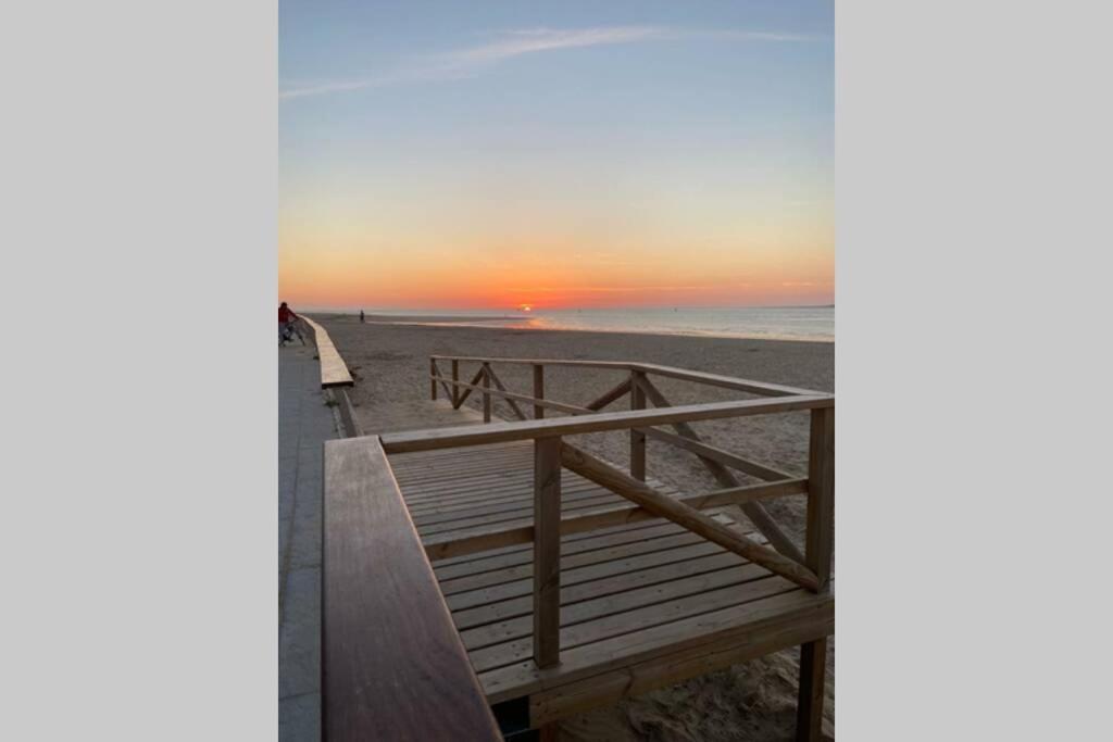 Apartamento En Primera Linea De Playa Sanlúcar de Barrameda المظهر الخارجي الصورة